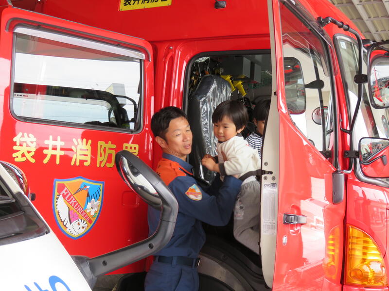 写真（車両見学）